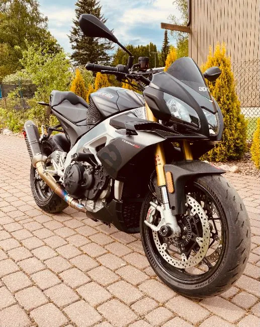 Aprilia Tuono V4 1100  Image 1