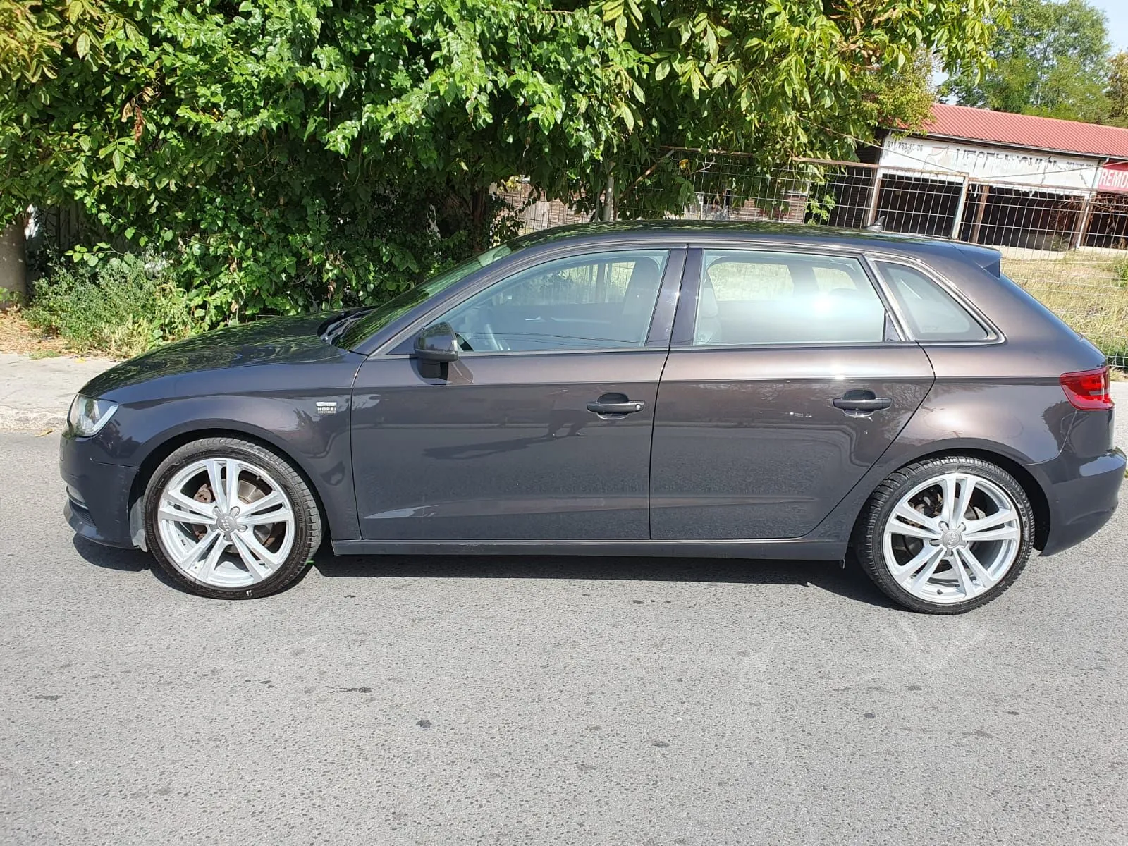 Audi A3 1.6 TDI S LINE 105 KS Image 5